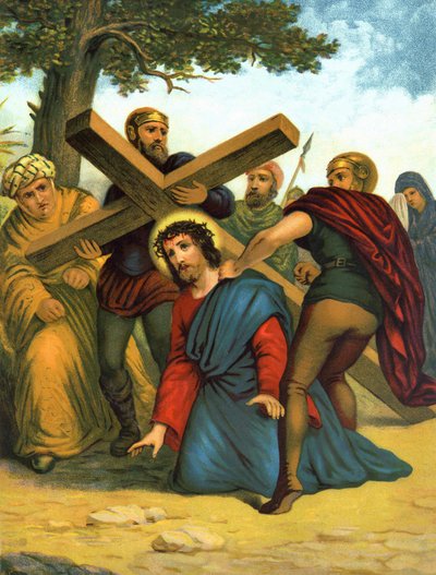 Chromolithografie van het einde van de 19e eeuw die het leven van Christus uitbeeldt: Jezus valt voor het eerst onder het kruis door Unknown artist
