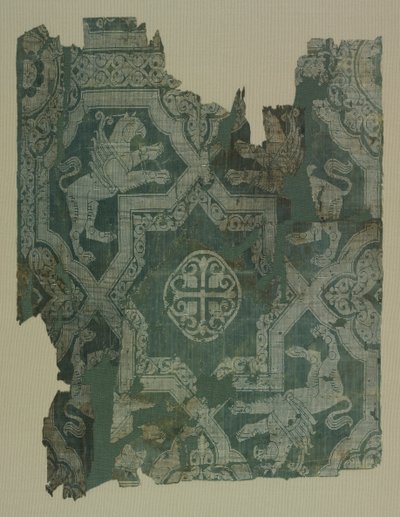 Fragment met sterpatroon en griffioenen door Unknown artist