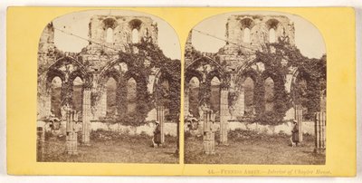 Furness Abbey. - Interieur van kapittelzaal. door Unknown artist