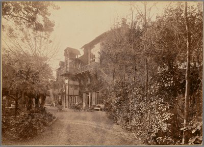 [Hermitage in Sénart, uitzicht op de lift]. door Unknown artist