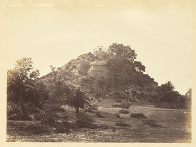 [Hut op een heuvel, India]. door Unknown artist
