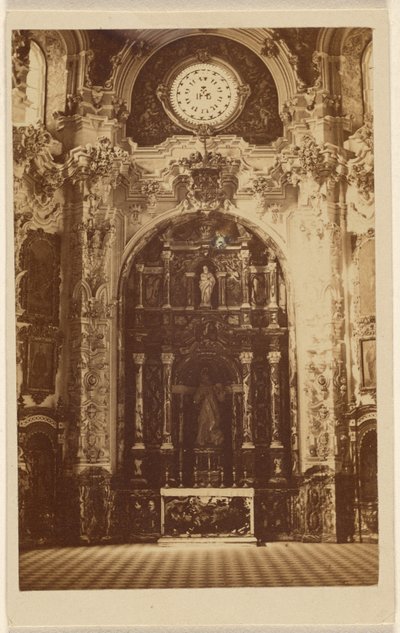 [Interieur van een ongeïdentificeerde kerk]. door Unknown artist