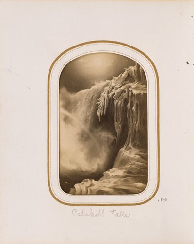 [Schilderij van een bevroren waterval]. door Unknown artist