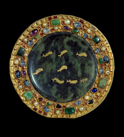 Religieus object: serpentine patene door Unknown artist