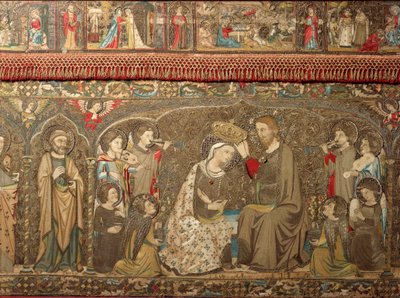 Tapijtdetail dat een altaar versiert en de kroning van de Maagd Maria voorstelt - Uit de kerk van Santa Maria Novella door Unknown artist