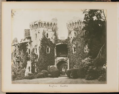 Kasteel van Raglan door Unknown artist/maker