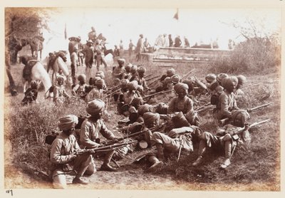 14e Sikhs wachten op aanval, Delhi Oefenkamp door Unknown photographer