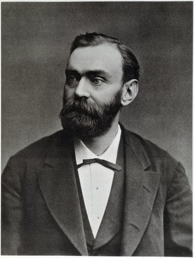 Alfred Nobel op 50-jarige leeftijd - fotografie door Unknown photographer