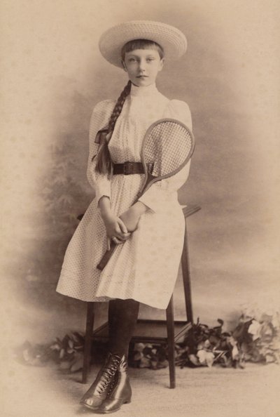 Aartshertogin Elisabeth Marie Henriette Stephanie Gisela van Oostenrijk (2 september 1883 – 16 maart 1963) door Unknown photographer