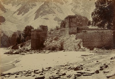 Chitral Fort, 1895 door Unknown