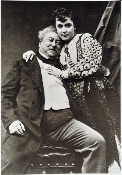 Portret van Alexandre Dumas Père (1802 - 1870) en zijn minnares door Unknown photographer