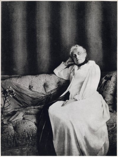 Portret van Berthe Morisot, ca. 1893 (zwart-wit foto) door Unknown photographer