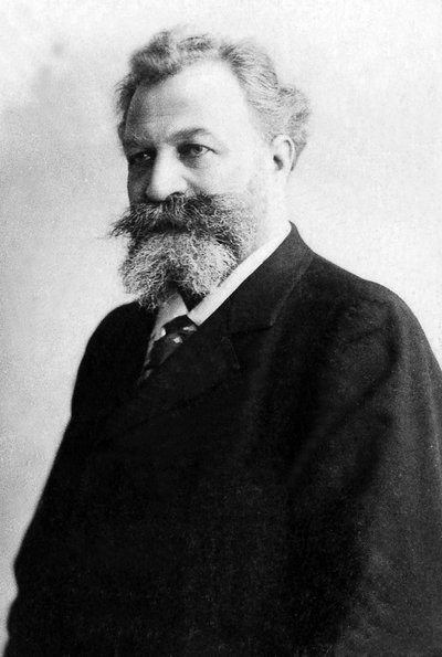 Portret van Edouard Colonne (1838-1910), Franse violist en dirigent door Unknown photographer