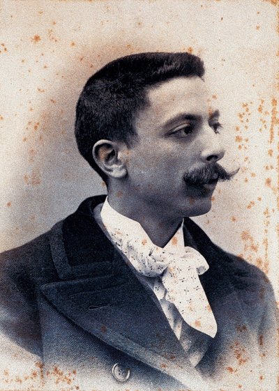 Portret van Enrique Granados (1867-1916) in 1895, Spaanse componist en pianist. door Unknown photographer