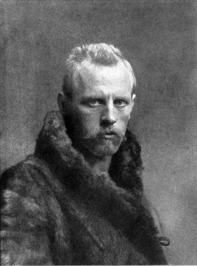 Portret van Fridtjof Nansen (1861-1930), Noorse ontdekkingsreiziger door Unknown photographer