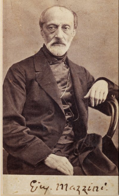 Portret van Giuseppe Mazzini, met handtekening door Unknown photographer