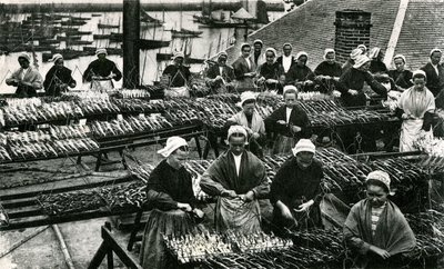 Sardine-industrie, Finistère, Bretagne (z/w foto) door Unknown photographer