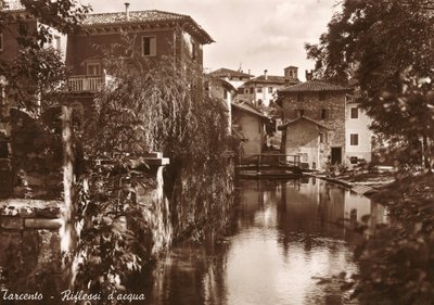 Tarcento, reflecties op water, ansichtkaart door Unknown photographer