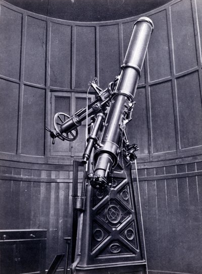 De telescoop van Giovanni Virginio Schiaparelli (1835-1910) astrofysicus in Brera (Milaan). Hij observeerde rechtlijnige configuraties op de planeet Mars, die hij de Martiaanse kanalen (canali) noemde door Unknown photographer