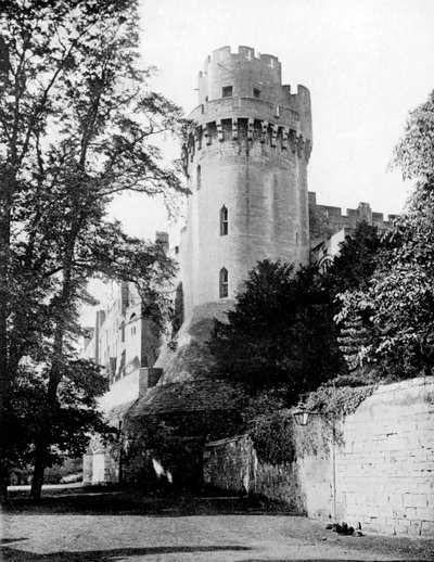 Caesars Toren, Warwick Kasteel, Warwickshire, 1924-1926 door Valentine and Sons Ltd