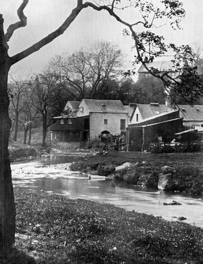 Oude molen, Milngavie, East Dunbartonshire, Schotland, 1924-1926 door Valentine and Sons Ltd