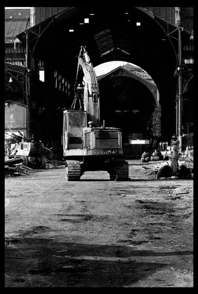 Sloop van de centrale markt in Parijs, in augustus 1971 (zw/w foto) door Victor Baltard