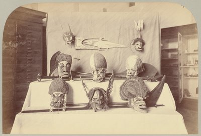 Pl. XIV. Maskers, enz.: Salomonseilanden door Victor Prevost, Gaston L. Feuardent and Co., New York