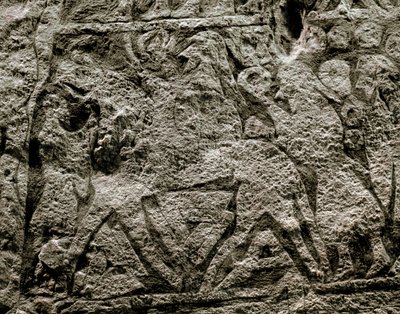 De doden rijden op het paard van Odin, detail van een Viking grafsteen, 7e-8e eeuw n.Chr. door Viking