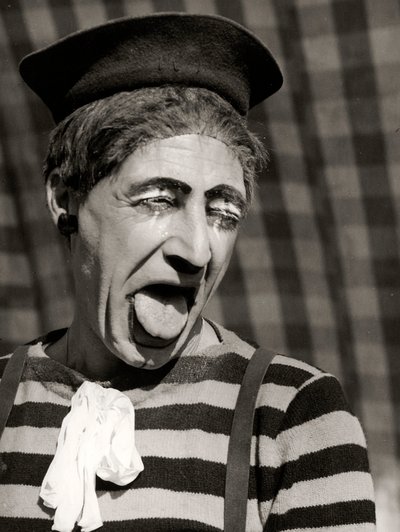 Portret van een clown, Italië, ca. 1950 (gelatinezilverdruk) door Vincenzo Balocchi