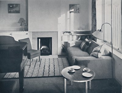 Elsa Booth - Woonkamer die was ontworpen om een vleugelpiano te herbergen, 1939 door W. Dennis Moss