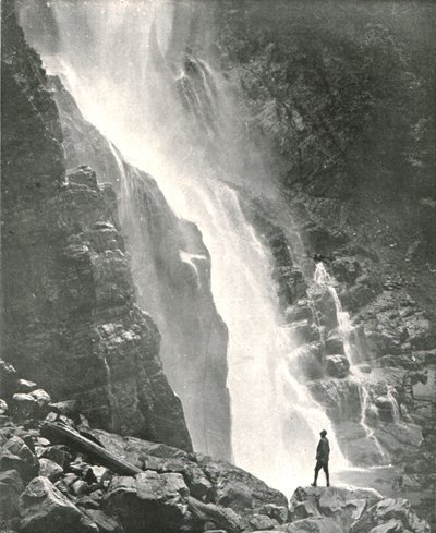 Een waterval in het heuvelgebied, Dehra Dun, India door W and S Ltd
