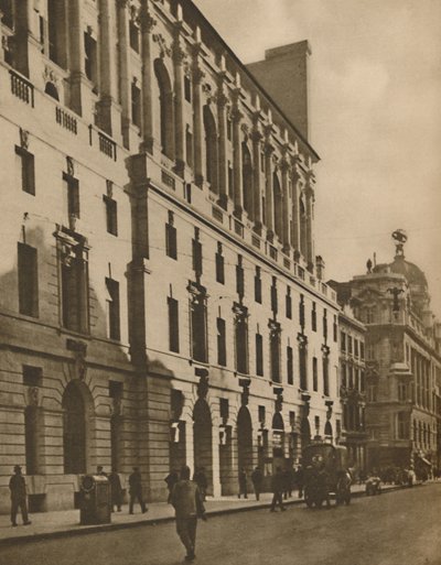 Gebouwen representatief voor New London in Moorgate Street, ca. 1935 door Walter Benington