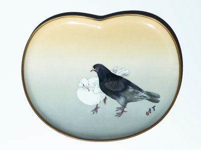 Dienblad met vogels, c.1890-95 door Watanabe and Sosuke Namikawa Seitei