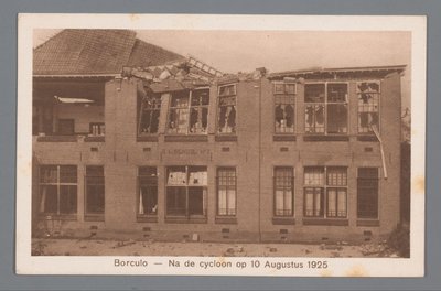 Borculo -- Na de cycloon op 10 augustus 1925 door Weenenk and Snel