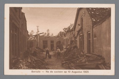 Borculo -- Na de cycloon op 10 augustus 1925 door Weenenk and Snel