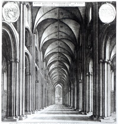 Interieur van het schip van St. Paul