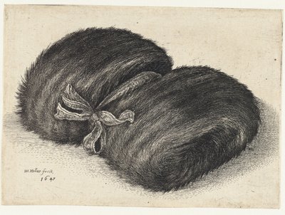 Mof van bont versierd met een lint door Wenceslaus Hollar
