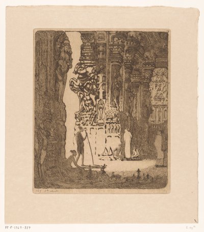 Gebeeldhouwde zuilen in een bazaar in Madurai door Wijnand Otto Jan Nieuwenkamp