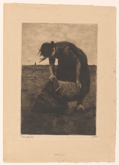 Voorovergebogen aardappelrooister met een mand en zak door Willem Witsen (signed by artist)