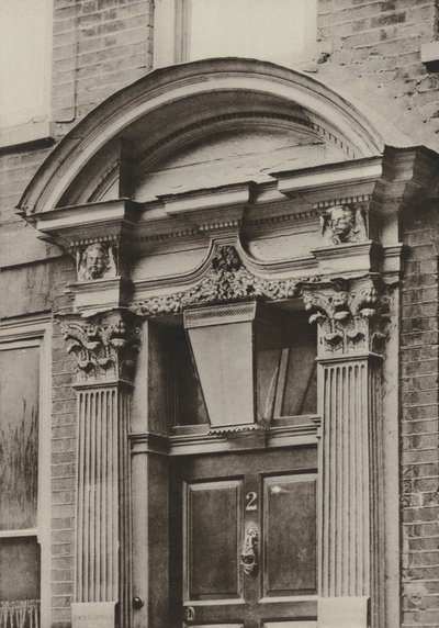 Deur, Great St Helens, Londen (zw/w foto) door William Galsworthy Davie
