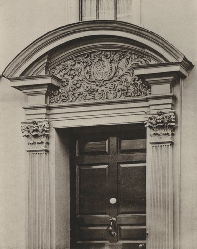 Deur, Pudding Lane, Maidstone, Kent (zw/w foto) door William Galsworthy Davie