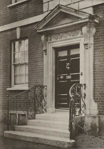 Deur, Wimborne, Dorset (zwart-wit foto) door William Galsworthy Davie