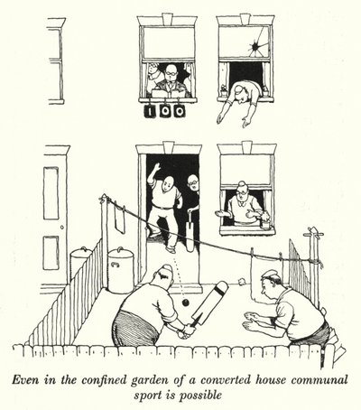 Zelfs in de beperkte tuin van een verbouwd huis is gemeenschappelijke sport mogelijk door William Heath Robinson