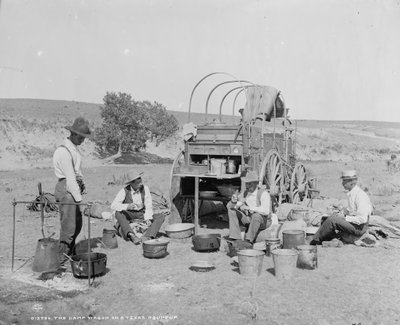 Kampwagen bij een Texas roundup, ca. 1900 (zw/w foto) door William Henry Jackson