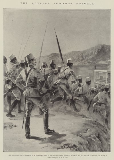 De opmars naar Dongola, de Britse officier die het bevel voert over een negerbataljon van het 11e Soedanese regiment kijkt toe hoe zijn mannen inschepen in Shellal, op 18 maart door William Heysham (after) Overend