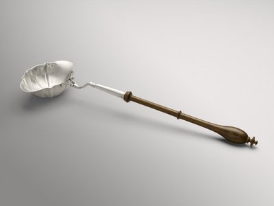 Punch- of toddylepel, ca. 1754-1785 door William Hollingshead