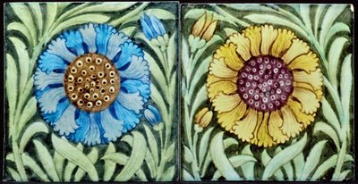 Tegels met Perzisch bloemmotief door William de Morgan