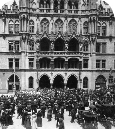 Een openluchtconcert bij het stadhuis, München, Duitsland, ca. 1900s door Wurthle and Sons