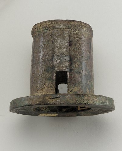 Wagenonderdeel: asdop door Zhou Dynasty Chinese School