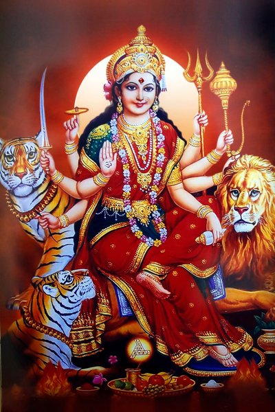 Shiva hindoetempel. Afbeelding van de hindoegodin Durga door . .